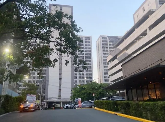 Chill Staycation At Grace Residences Apartahotel